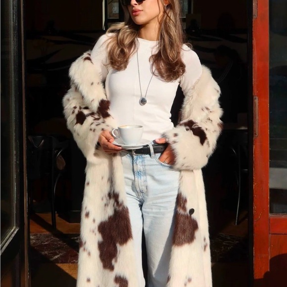 Cow print faux fur coat - Picture 3 of 6